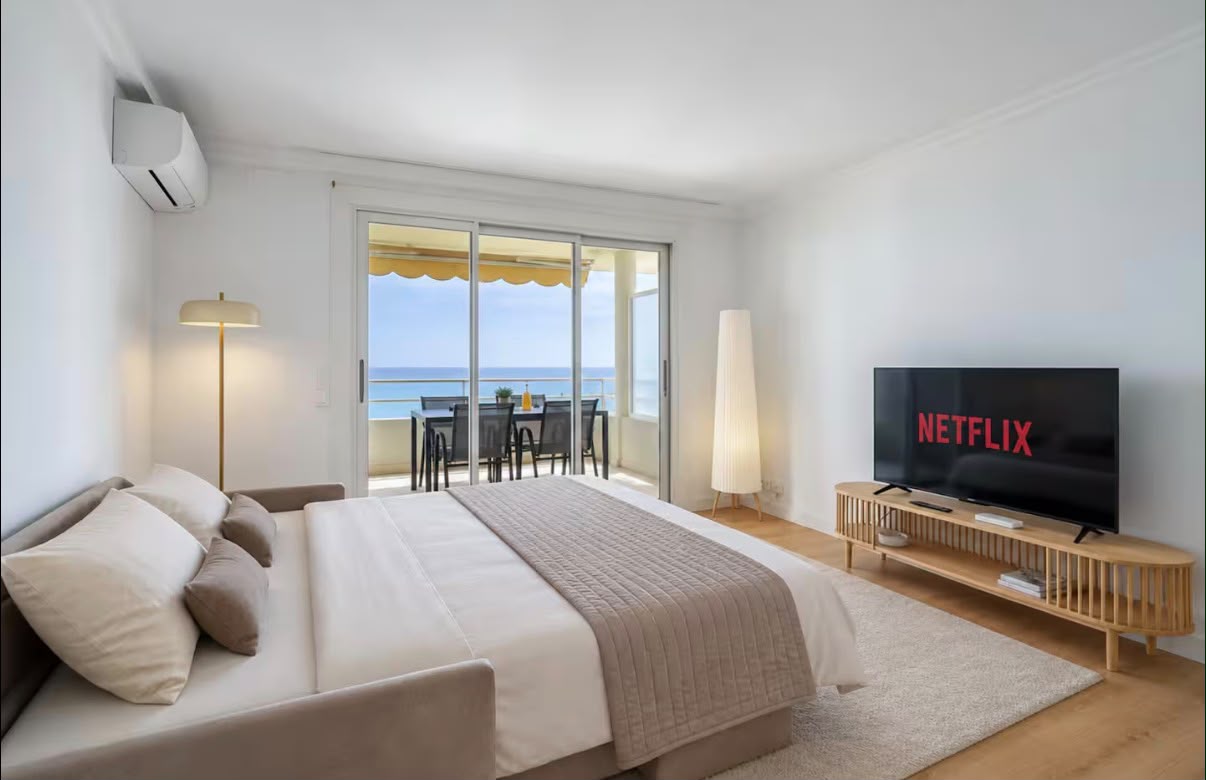 Appartement avec terrasse vue mer près de la Promenade des Anglais